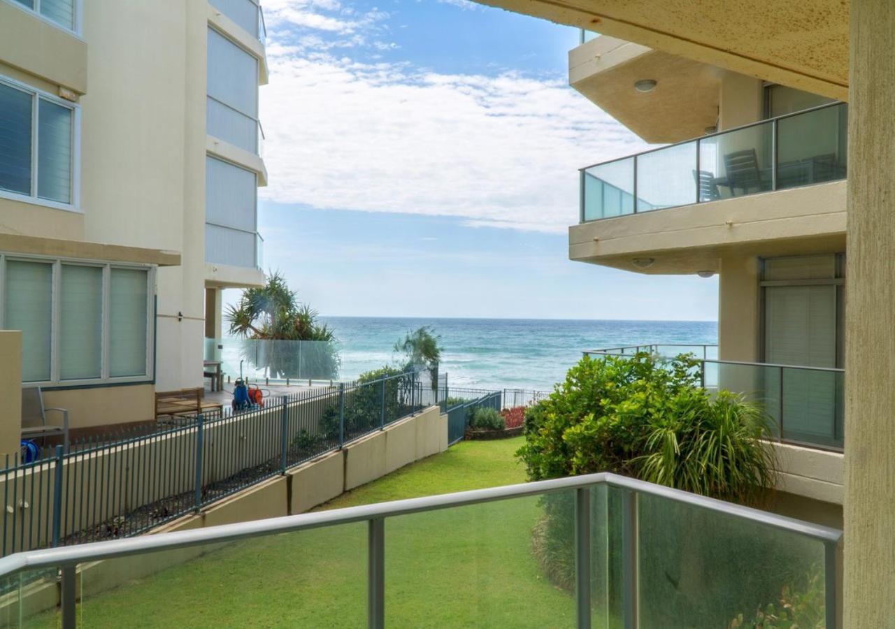 Foreshore Beachfront Apartments Gold Coast Exterior photo