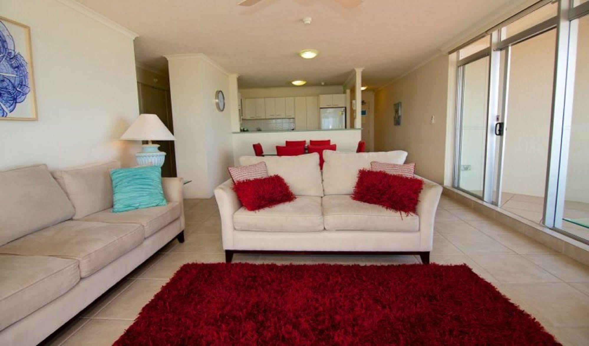 Foreshore Beachfront Apartments Gold Coast Exterior photo